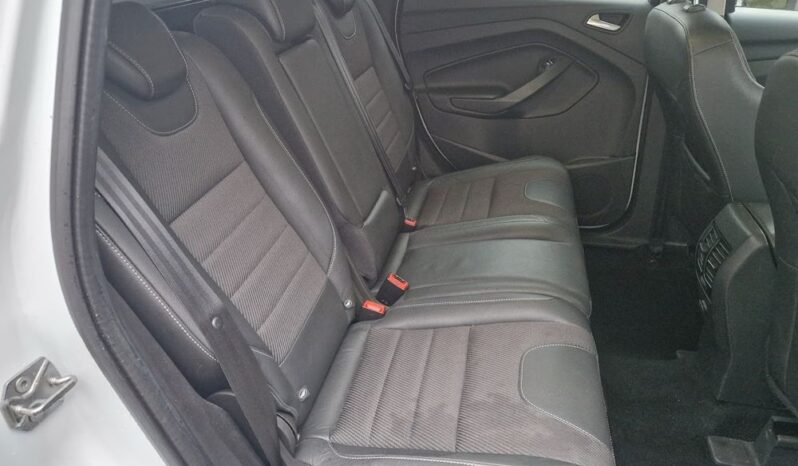 FORD Kuga  | 4×4 (stały) | Manualna | 140 KM | Biały full