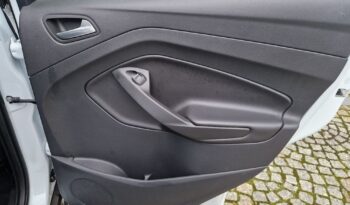 FORD Kuga  | 4×4 (stały) | Manualna | 140 KM | Biały full