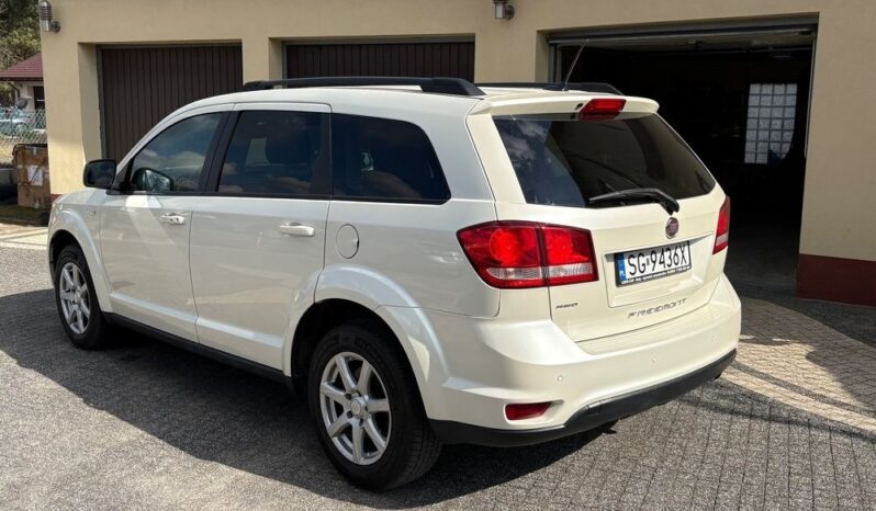 FIAT Freemont  | 4×4 (stały) | Automatyczna | 170 KM | Biały full