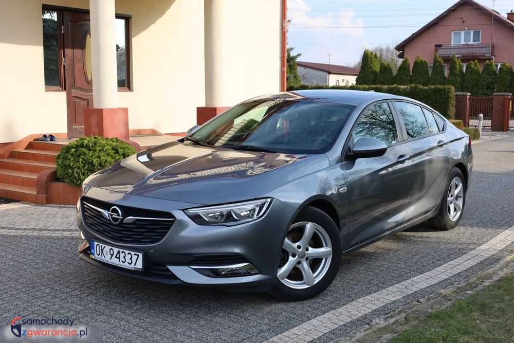 Opel Insignia  | Fwd (Przód) | Manualna | 140 Km | Inny Kolor