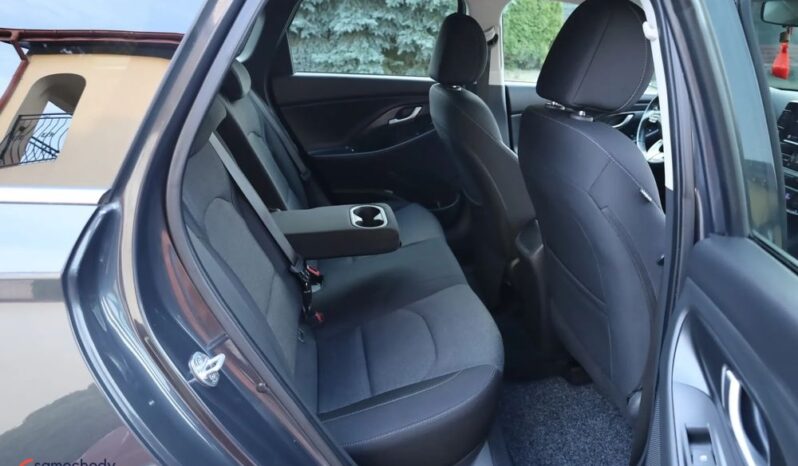 HYUNDAI I30  | FWD (przód) | Manualna | 110 KM | Granatowy full
