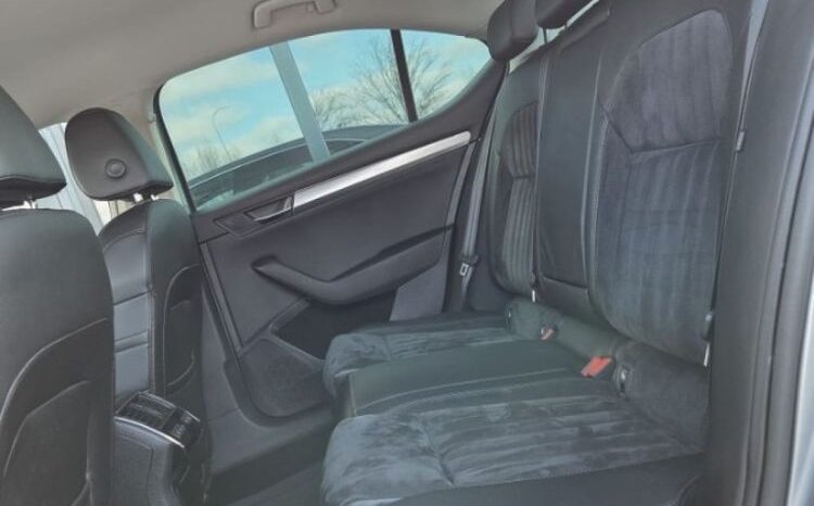 SKODA Superb  | FWD (przód) | Automatyczna | 190 KM | Szary full