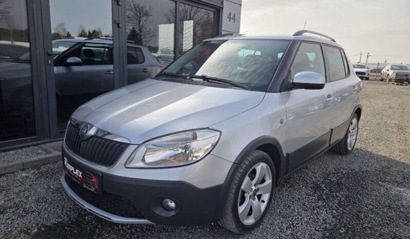 SKODA Fabia  | FWD (przód) | Manualna | 86 KM | Srebrny full