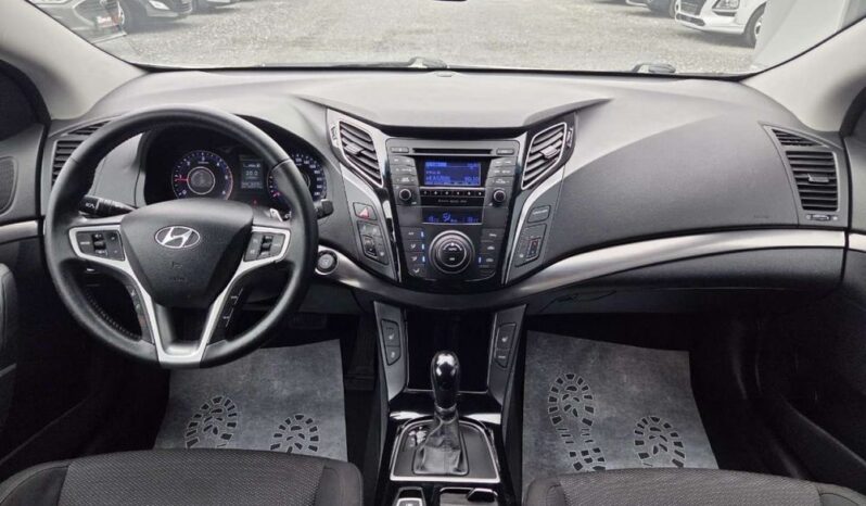 HYUNDAI i40  | FWD (przód) | Automatyczna | 136 KM | Biały full