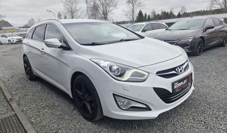 HYUNDAI i40  | FWD (przód) | Automatyczna | 136 KM | Biały full
