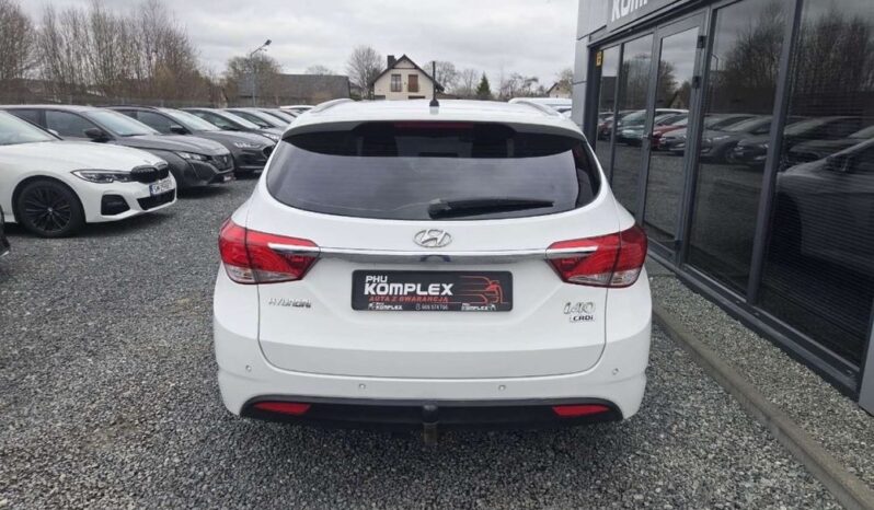 HYUNDAI i40  | FWD (przód) | Automatyczna | 136 KM | Biały full