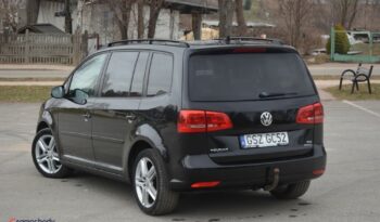 VOLKSWAGEN Touran  | FWD (przód) | Manualna | 110 KM | Czarny full
