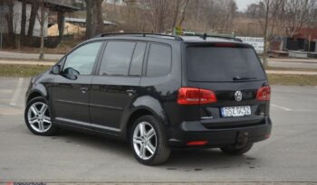 VOLKSWAGEN Touran  | FWD (przód) | Manualna | 110 KM | Czarny full