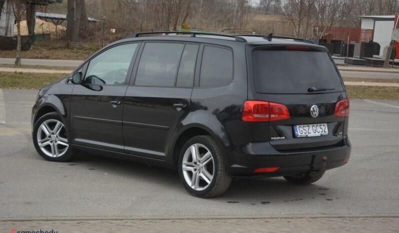 VOLKSWAGEN Touran  | FWD (przód) | Manualna | 110 KM | Czarny full