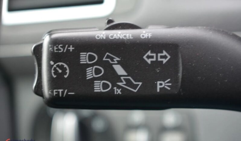 VOLKSWAGEN Touran  | FWD (przód) | Manualna | 110 KM | Czarny full