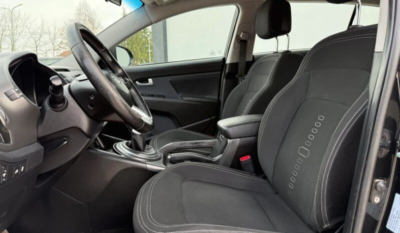 KIA Sportage  | FWD (przód) | Manualna | 115 KM | Czarny full