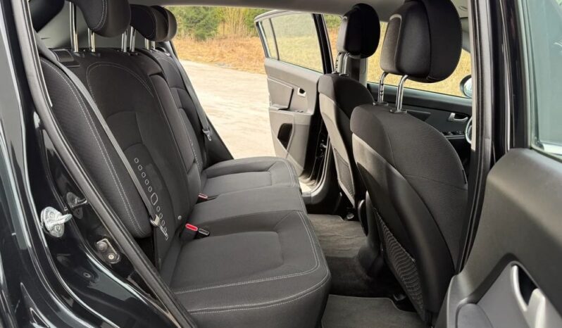 KIA Sportage  | FWD (przód) | Manualna | 115 KM | Czarny full