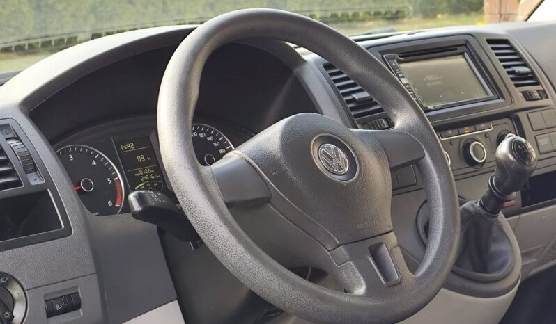 VOLKSWAGEN Transporter | przedni | Manualna | 102 KM | Biały full