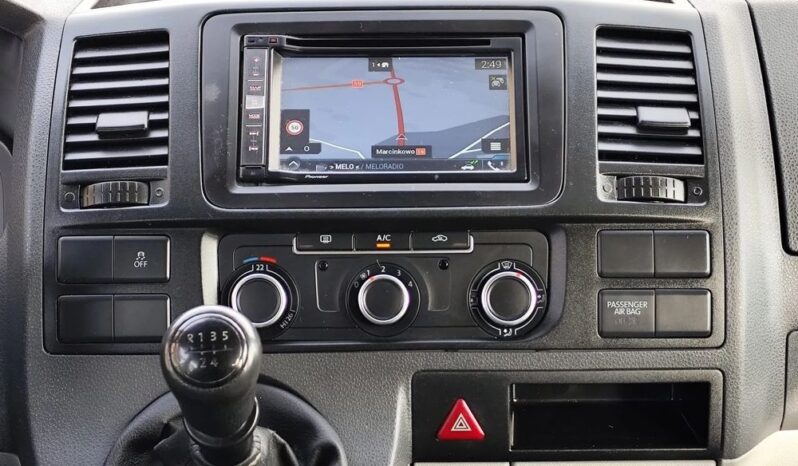 VOLKSWAGEN Transporter | przedni | Manualna | 102 KM | Biały full