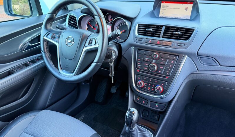 OPEL Mokka  | 4×4 (doł. automatycznie) | Manualna | 136 KM | Biały full