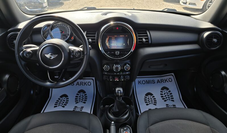 Mini ONE  | FWD (przód) | Manualna | 102 KM | Beżowy full