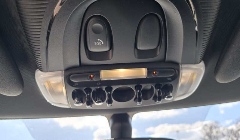 Mini ONE  | FWD (przód) | Manualna | 102 KM | Beżowy full