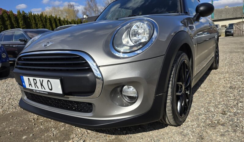 Mini ONE  | FWD (przód) | Manualna | 102 KM | Beżowy full