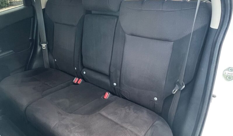 HONDA   CR-V     155 KM    Manualna    FWD (przód)    Biały full