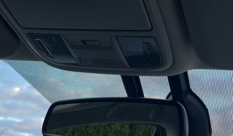 HONDA   CR-V     155 KM    Manualna    FWD (przód)    Biały full