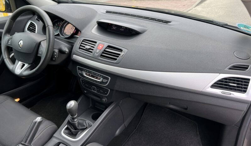 RENAULT Megane  | FWD (przód) | Manualna | 130 KM | Szary full