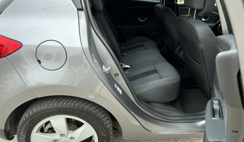 RENAULT Megane  | FWD (przód) | Manualna | 130 KM | Szary full