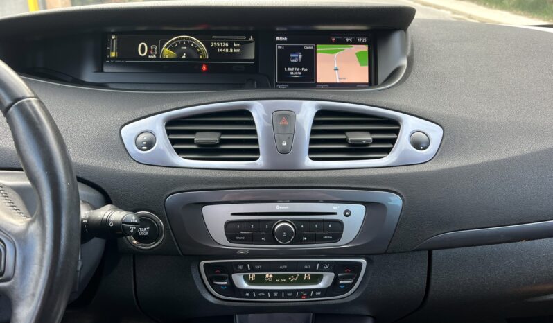 RENAULT Scenic  | FWD (przód) | Manualna | 130 KM | Szary full