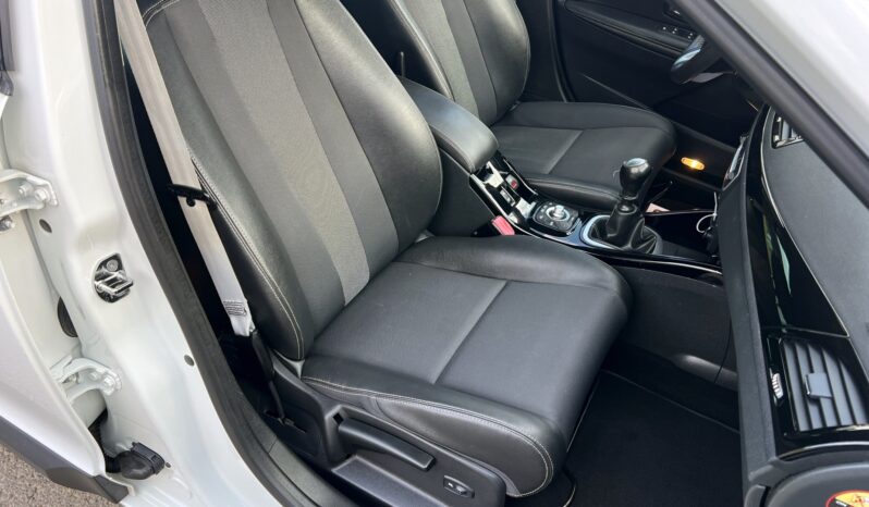 RENAULT Megane  | FWD (przód) | Manualna | 130 KM | Biały full