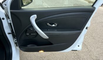 RENAULT Megane  | FWD (przód) | Manualna | 130 KM | Biały full