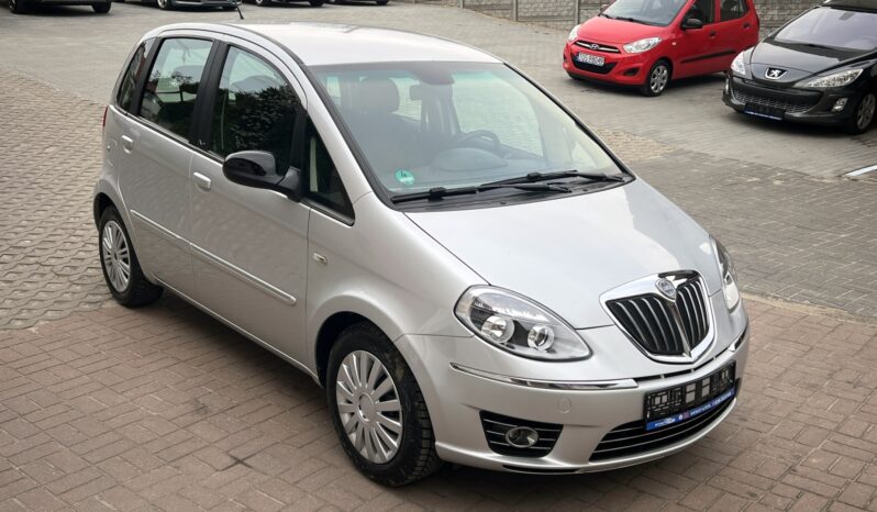 Lancia Musa | Fwd (Przód) | Manualna | 95 Km | Srebrny