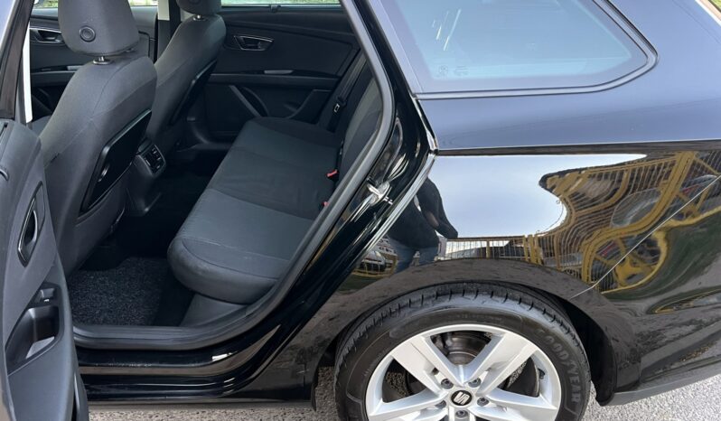 SEAT Leon  | FWD (przód) | Manualna | 150 KM | Czarny full