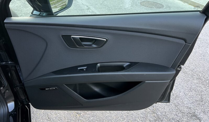 SEAT Leon  | FWD (przód) | Manualna | 150 KM | Czarny full