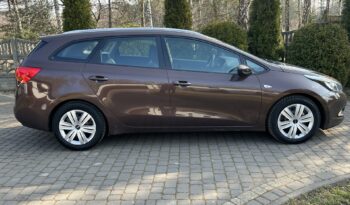 KIA Ceed  | przedni | Manualna | 135 KM | Brązowy full