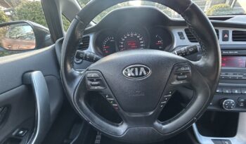 KIA Ceed  | przedni | Manualna | 135 KM | Brązowy full
