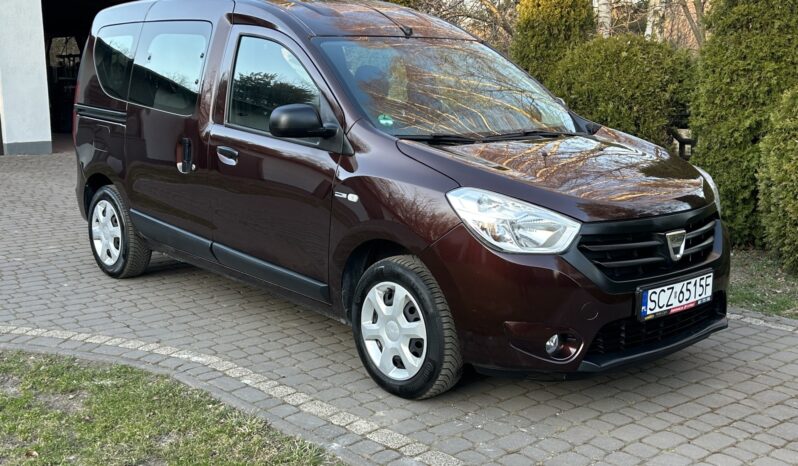 DACIA Dokker  | przedni | Manualna | 102 KM | Brązowy full
