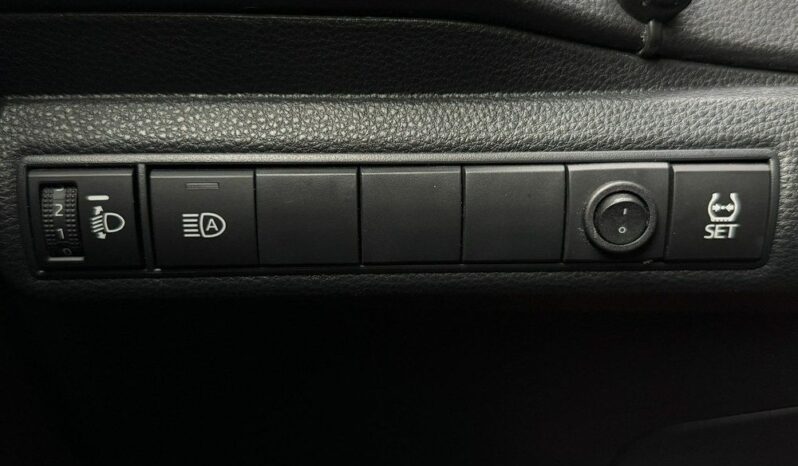 TOYOTA Corolla  | FWD (przód) | Automatyczna | 125 KM | Biały full