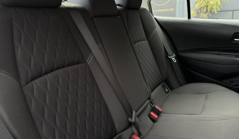 TOYOTA Corolla  | FWD (przód) | Automatyczna | 125 KM | Biały full