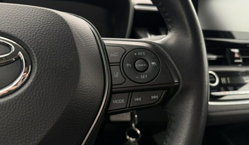 TOYOTA Corolla  | FWD (przód) | Automatyczna | 125 KM | Biały full