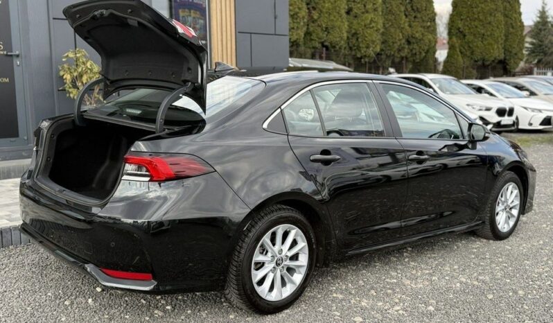 TOYOTA Corolla  | FWD (przód) | Manualna | 125 KM | Czarny full