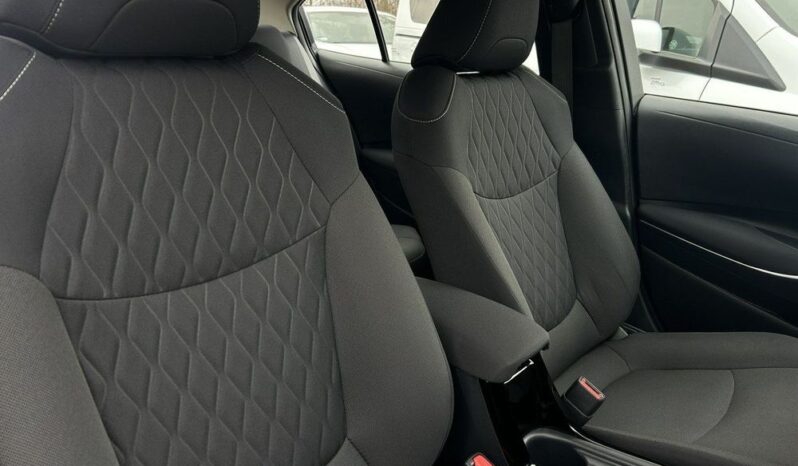 TOYOTA Corolla  | FWD (przód) | Automatyczna | 125 KM | Biały full