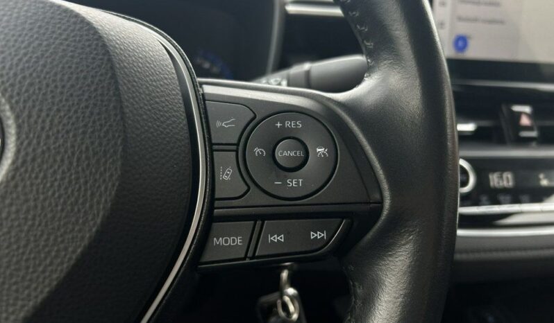 TOYOTA Corolla  | FWD (przód) | Automatyczna | 125 KM | Biały full