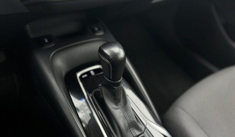 TOYOTA Corolla  | FWD (przód) | Automatyczna | 125 KM | Biały full