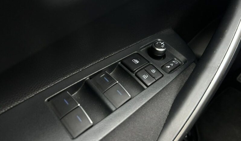 TOYOTA Corolla  | FWD (przód) | Automatyczna | 125 KM | Biały full