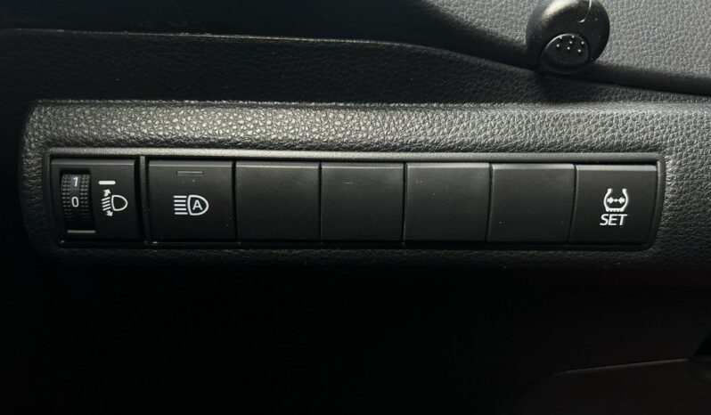 TOYOTA Corolla  | FWD (przód) | Automatyczna | 125 KM | Biały full