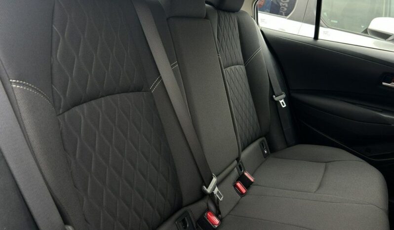 TOYOTA Corolla  | FWD (przód) | Automatyczna | 125 KM | Biały full