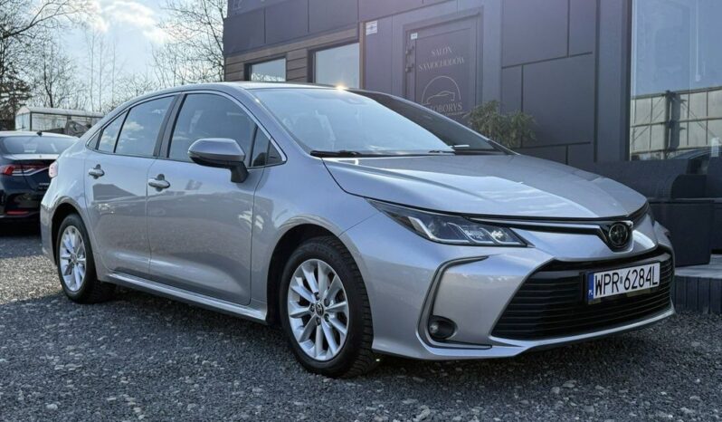 Toyota Corolla  | Fwd (Przód) | Manualna | 125 Km | Srebrny