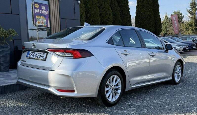 TOYOTA Corolla  | FWD (przód) | Manualna | 125 KM | Srebrny full