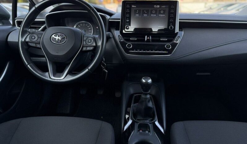 TOYOTA Corolla  | FWD (przód) | Manualna | 125 KM | Srebrny full