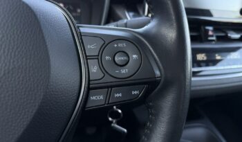 TOYOTA Corolla  | FWD (przód) | Manualna | 125 KM | Srebrny full