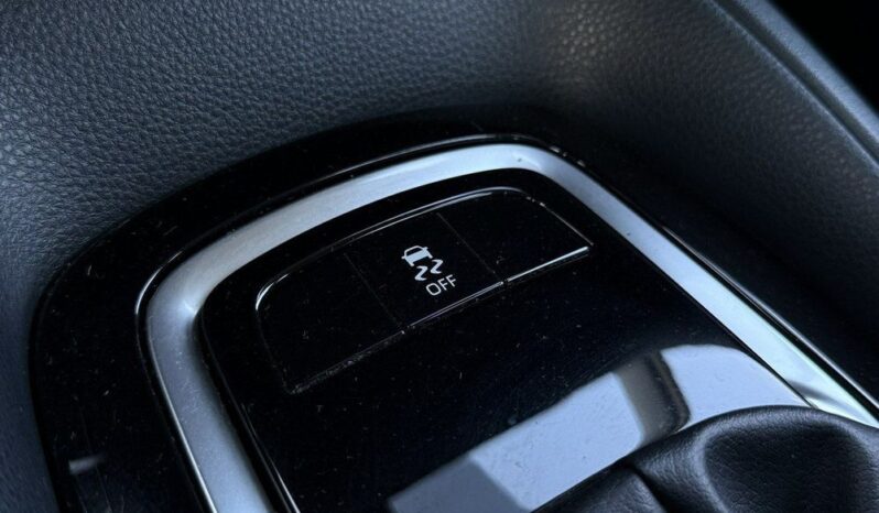 TOYOTA Corolla  | FWD (przód) | Manualna | 125 KM | Srebrny full